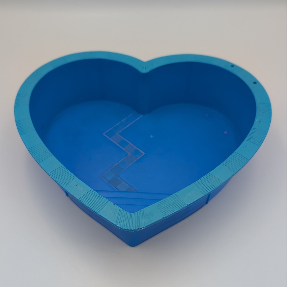 LOL Surprise Doll House Mansion Replacement Pool Heart Blue MGA Entertainment